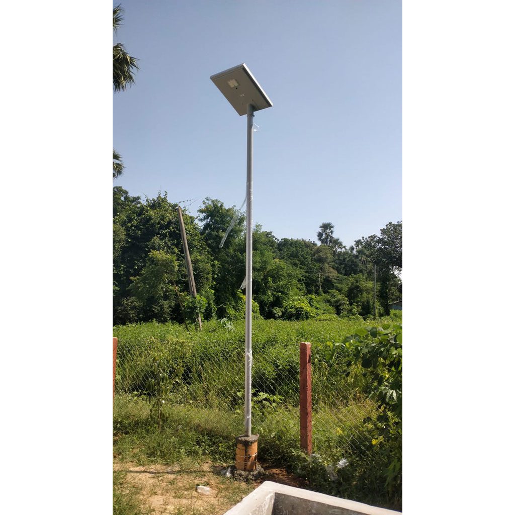 all-in-one-solar-street-light-12-watt-village-application-image