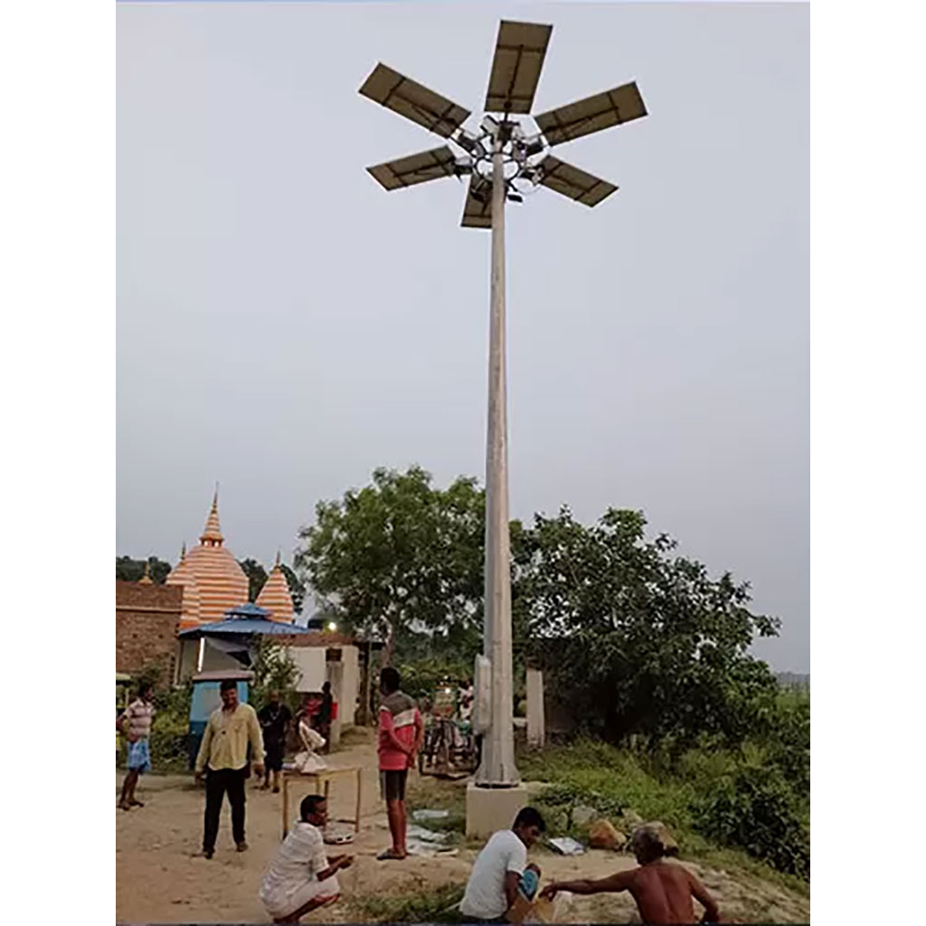 solar-high-mast-two-in-one-60watt-x-4-installation-image
